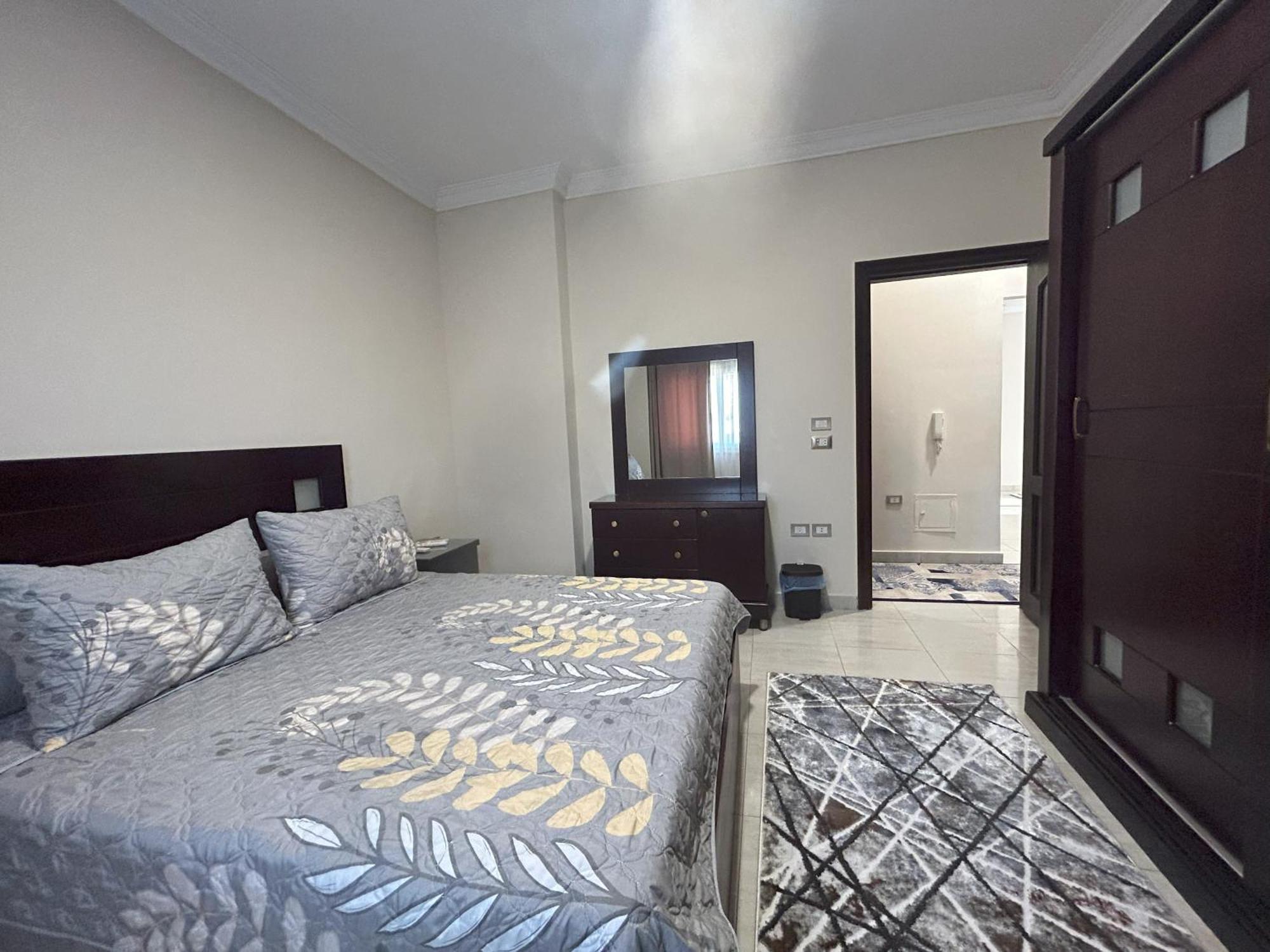 Luxury Apartments Beside Mall Of Arabia And Dar Al-Fouad Hospital - Families Only- No Alcoholic Beverages Місто ім. 6 Жовтня Екстер'єр фото