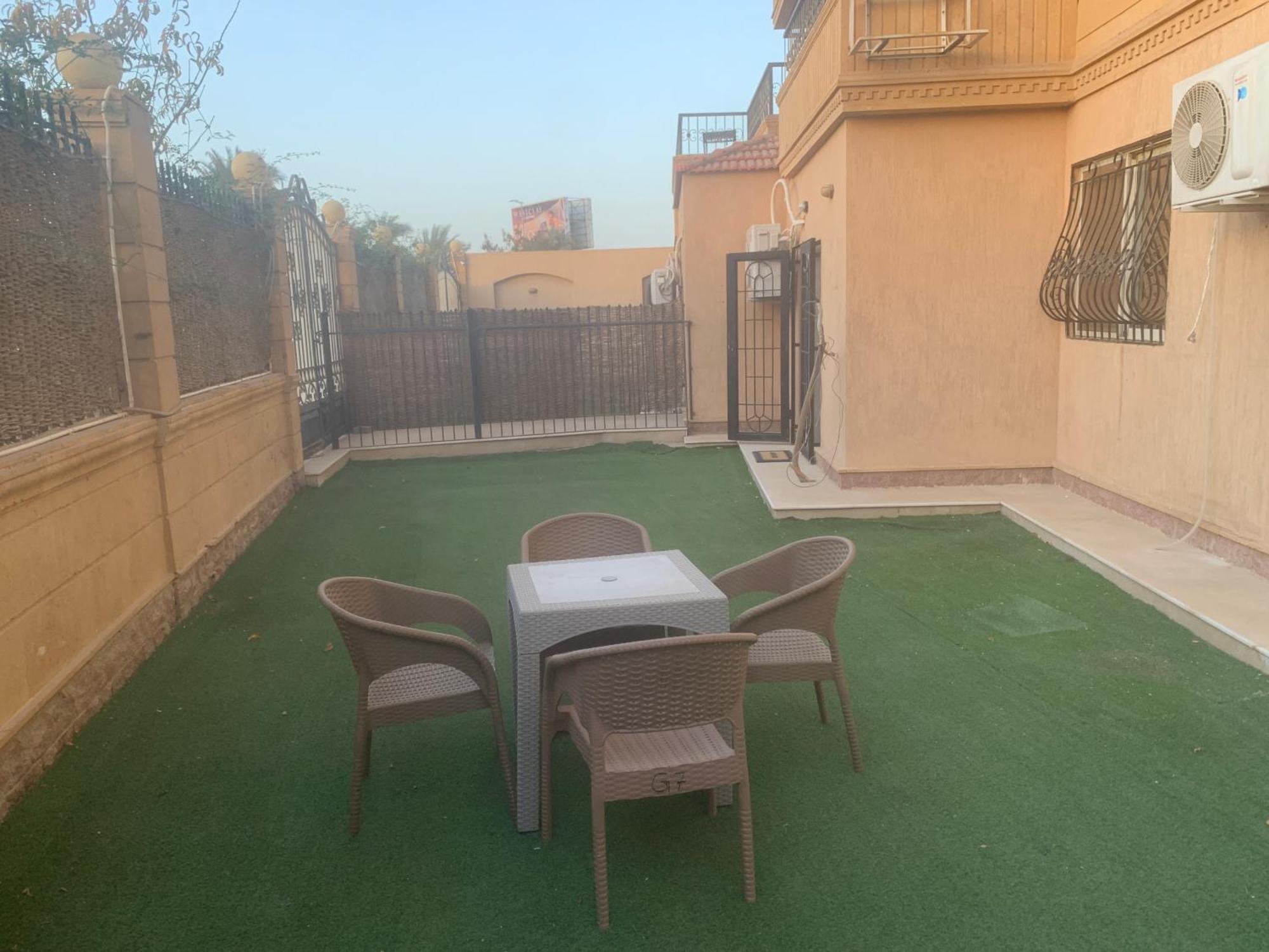 Luxury Apartments Beside Mall Of Arabia And Dar Al-Fouad Hospital - Families Only- No Alcoholic Beverages Місто ім. 6 Жовтня Екстер'єр фото